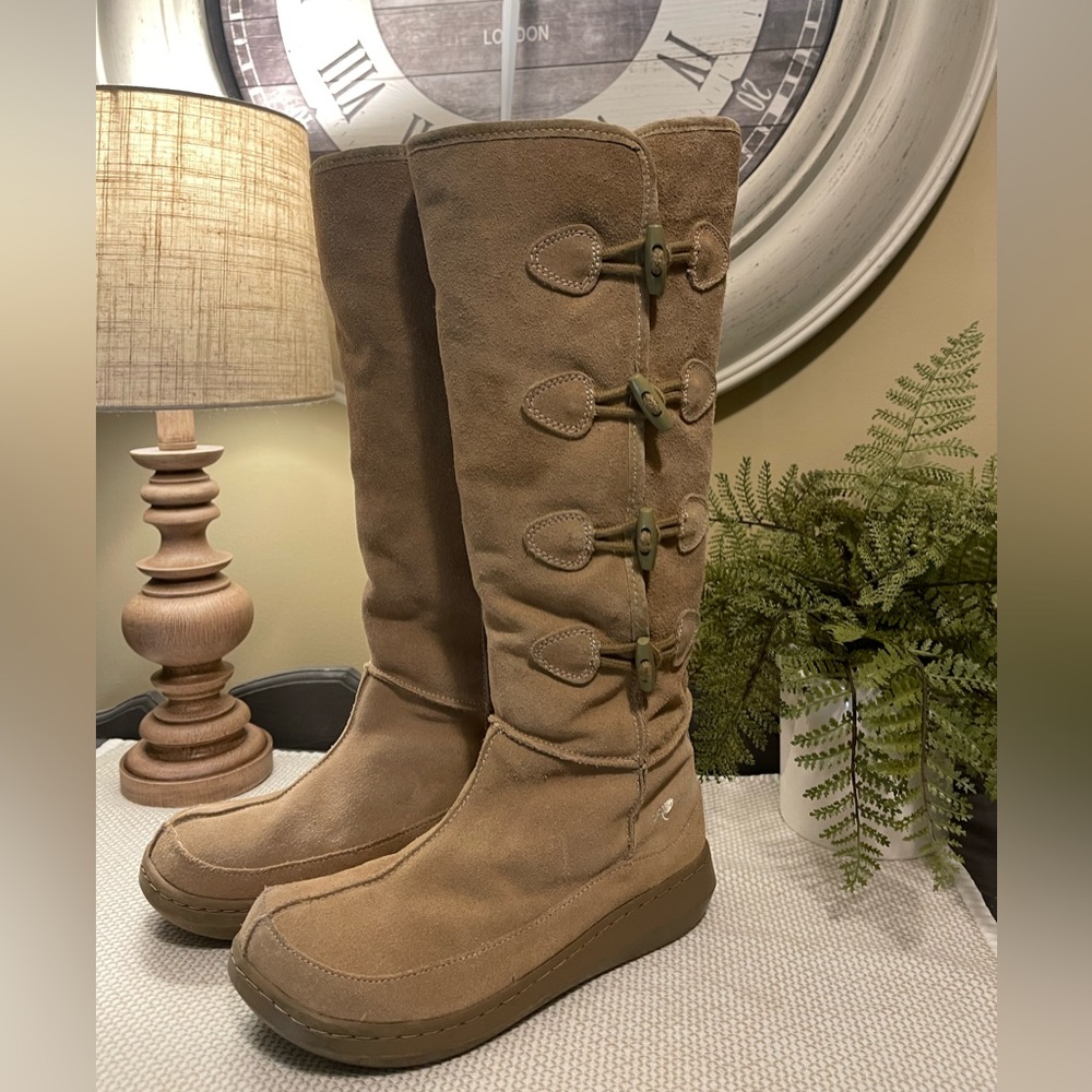 Rocket Dog Tall Suede Boots size 8.5